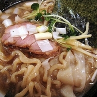 「鯵煮干しラーメン【7月限定】　800円」@すごい煮干ラーメン凪 新宿ゴールデン街店 本館の写真