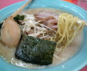 「ネギチャーシューメン８５０円」@ラーメンショップ 保木間店の写真