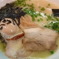 「極 塩ラーメン 味玉子」@ラーメン食堂 二枚看板の写真