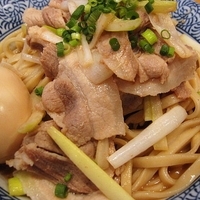 「冷や肉南蛮そば【8月限定】+味玉　800円」@麺屋 一燈の写真