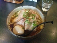 「特製肉まきそば　醤油」@肉そば総本店 麺屋宗の写真