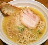 「鶏そば塩700円」@はりけんラーメンの写真