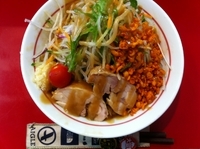 「冷やし中華(ニンニク、辛揚げ)」@千里眼の写真