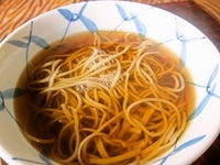 「かけそば（７５０円）」@鬼怒川竹やぶの写真