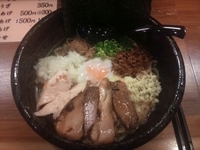 「濃厚白湯まぜそば 800円」@三代目麺処 「まるは」極 船橋店の写真