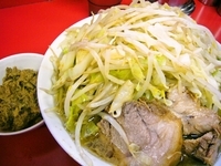 「小ラーメン（650円）＋崩し豚カレー（50円）」@ラーメン二郎 茨城守谷店の写真