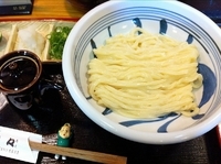「生醤油うどん」@楽々の写真