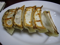 「餃子（５個）３００円＋その他」@园々の写真