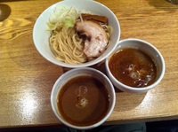 「二色つけ麺」@神保町 可以の写真