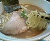 「やまらぁ700円」@麺 やまらぁの写真