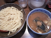「つけ麺中盛り【700円】」@つけ麺専門店 三田製麺所 新宿西口店の写真