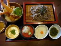 「海老天丼セット・会員価格７２０円（一般８００円）」@極楽湯横浜芹が谷店 お食事処の写真