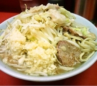 「小ラーメン （ﾆﾝﾆｸﾏｼﾏｼｱﾌﾞﾗ）650円」@ラーメン二郎 桜台駅前店の写真