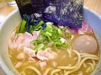 「特濃鶏の骨ラーメン（800円）＋スペシャルトッピング」@鶏の骨の写真