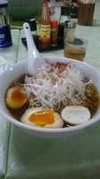 「醤油ねぎらーめん（辛味あり）＋煮玉子＝８５０円」@房州華乃蔵の写真