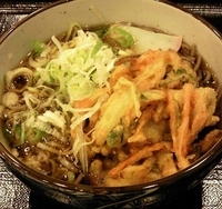 「かき揚げ天そば（500円）」@富士見食堂の写真