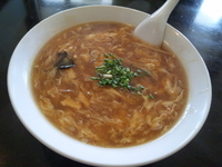 「サンラータンメン」@中華大新 茅ヶ崎店の写真