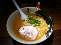 「ら～麺 こってり・並」@麺屋武蔵 虎洞の写真
