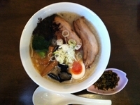 「濃厚醤油らーめん」@ふうふう亭の写真