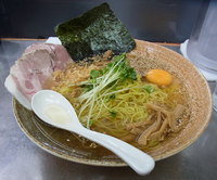 「塩ラーメン　わたりガニ出汁の冷やし」@覆麺 智の写真