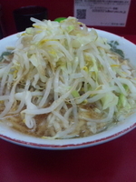 「小ラーメン ヤサイニンニク７００円」@ラーメン二郎 京急川崎店の写真