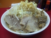 「中 小豚 （ヤサイ ニンニク） ￥850」@モッコリ豚の写真