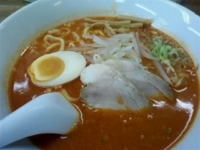 「味噌辛辛麺（サービスライスつき）850円」@にゃがにゃが亭 一之江本店の写真