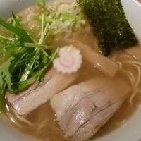 「塩らーめん」@麺屋 騎士の写真