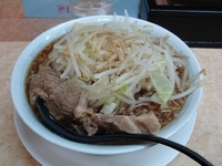 「ラーメン（200g・ニンニク中・野菜大）」@時代屋の写真