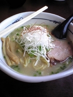 「味玉地鶏白湯ラーメン　白龍麺　８５０円」@そうげんラーメンの写真