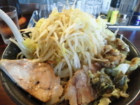 「まぜそば 800円」@ラーメンげんきだまの写真