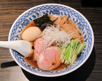 「鶏旨味味玉らーめん」@麺屋 ほたるの写真