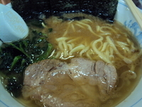 「ラーメン（カタメ）+ライス」@ラーメン 中島家の写真