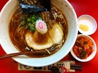 「こいくち醤油ラーメン+サービスキムチ」@総大醤の写真