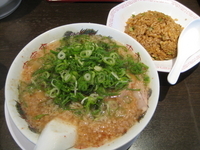 「チャーハン定食（背油、ネギ多め）880円」@来来亭 川崎菅生店の写真