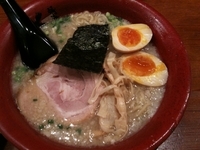 「豚骨醤油麺＋半熟煮玉子（半分）（￥690＋￥60）」@麺家 くさび 郡山本店の写真