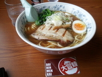 「ラーメン(700円)＋中盛(50円)」@優勝軒 柏店の写真