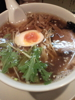 「まねきらーめん（醤油） 600円」@らーめん寺子屋 麺座まねきの写真