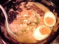 「我流風ラーメン(680円)＋半熟味玉(100円)」@かごしまらーめん我流風 秋葉原駅 昭和通り口店の写真