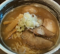 「醤油玉」@らあめん ひばりやの写真