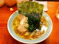 「ラーメン（バリ固・濃い目）」@横浜家系ラーメン やややの写真