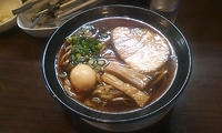 「大阪ブラック（太麺）＋味玉」@金久右衛門 本店の写真