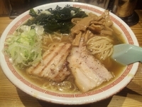 「中華そば 中 230g ￥700」@松戸中華そば 富田食堂の写真