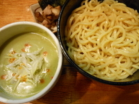 「冷やしつけめん アボカドのタレ（中）」@らーめん 破顔の写真