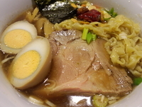 「特選醤油ラーメン」@麺工房 山久の写真