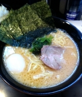 「ラーメン醤油　大盛　味玉」@尾壱家の写真