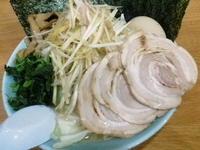 「ネギラーメン＋全のせ」@ラーメン たかし屋 茅場町店の写真