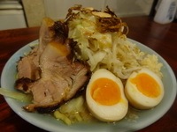 「ラーメン (小2玉) 野菜 ニンニク」@豪徳寺ラーメン りらくしんの写真