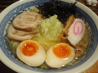 「塩らーめん　中盛り」@しまうまやの写真