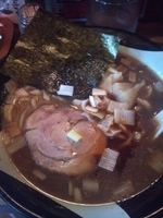 「煮干ラーメン 750円」@すごい煮干ラーメン凪 新宿ゴールデン街店 本館の写真